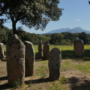 Cuira menhirs